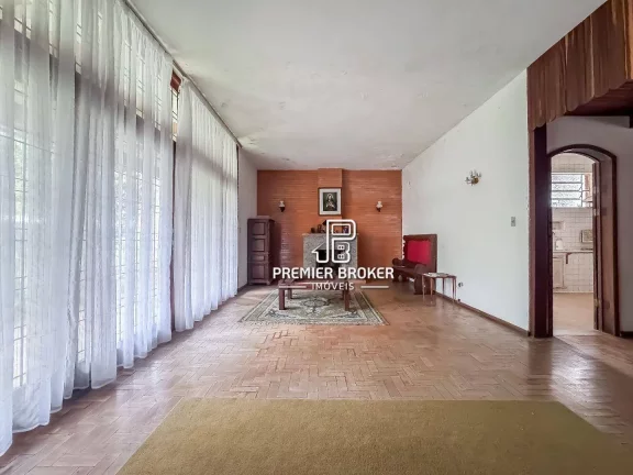 Imagem Casa à venda, 224 m² por R$ 790.000,00 - Araras - Teresópolis/RJ