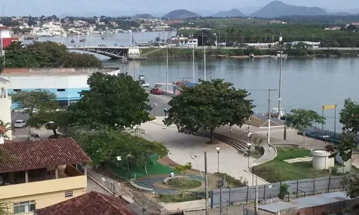 Imagem CASA COMERCIAL em GUARAPARI - ES, CENTRO