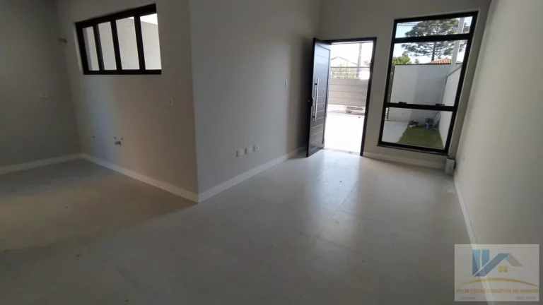 Imagem Casa para Venda em São José dos Pinhais, Cruzeiro, 3 dormitórios, 1 suíte, 2 banheiros, 3 vagas