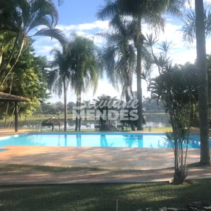 Imagem Excelente casa 280 m² com piscina no condomínio Vivendas do Lago