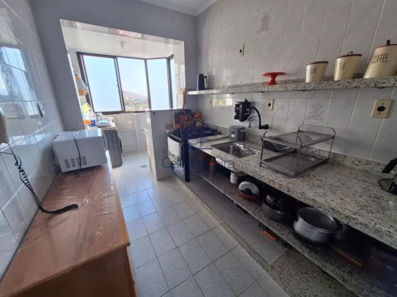 Imagem Excelente apartamento 2 dormitórios, 200m da praia Martim de Sá, Caraguatatuba/SP