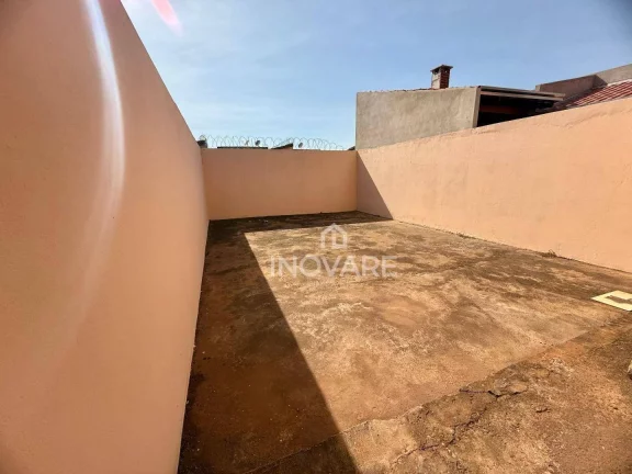 Imagem Casa com 2 dormitórios à venda, 74 m² por R$ 260.000,00 - Buritis III - Itumbiara/GO