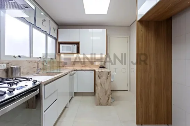 Imagem Apartamento de alto padrão com 4 quartos e 4 vagas no Jardim Paulista, São Paulo-SP - 266m² - Venda ou Locação!
