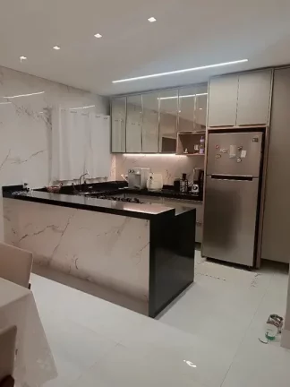 Imagem Casa em Condomínio para Venda em Cuiabá / MT no bairro Jardim Imperial