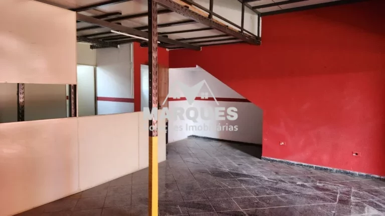 Imagem Salão espaçoso com mezanino c/ 70m2