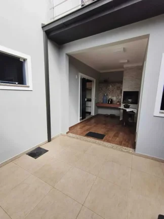 Imagem Casa mobiliada com 2 dormitórios sendo 1 suíte e 1 vaga de garagem no bairro Vila Nova em Joinville