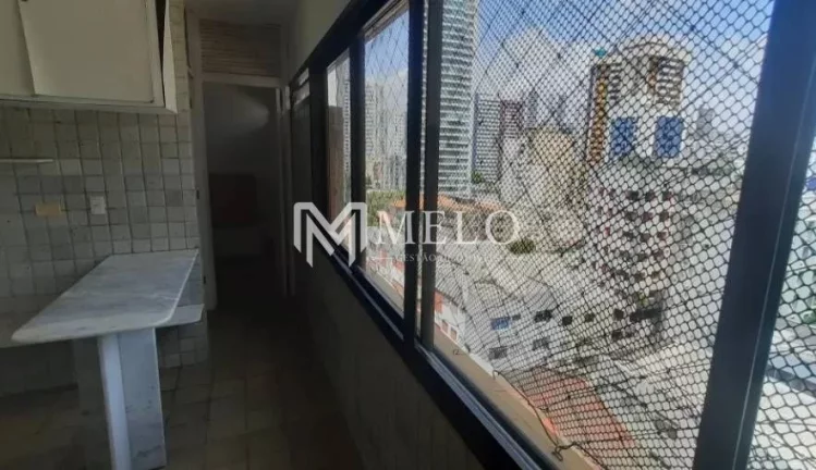 Imagem Oportunidade em BOA VIAGEM: 234m², 04qts, 01suíte, 02vagas...