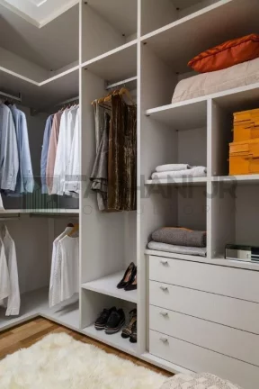 Imagem Apartamento à venda em São Paulo - Vila Nova Conceição com 3 quartos, 3 suítes e 157m² de área