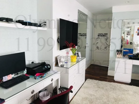 Imagem Linda Cobertura em Moema, andar alto com 272 mts2 , 3 Suites e 4 Vagas de Garagem