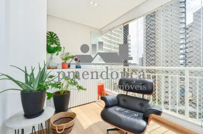 Imagem Apartamento a venda Pinheiros com 2 quartos (1 suíte) e 1 vaga, 68m²