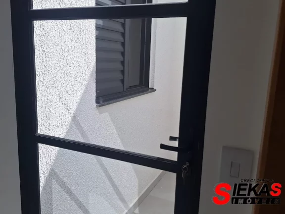 Imagem Imperdível: Casa à venda na Penha, São Paulo-SP. 3 quartos, 1 suíte, 3 banheiros, 2 vagas. 106 m².