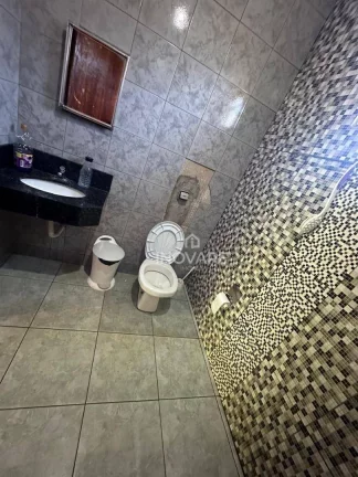 Imagem Casa com 3 dormitórios à venda, 120 m² por R$ 250.000,00 - Jardim Leonora - Itumbiara/GO