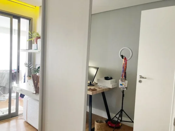 Imagem Apartamento 68M², 2Q, 1 Suíte, 2 Banheiros, 2 Vagas, Varanda Gourmet, Teto rebaixado em Gesso, Academia, Churrasqueira, Piscina Adulto e Infantil.