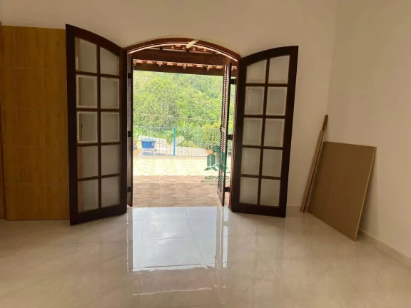 Imagem Casa com 3 dormitórios à venda, 102 m² por R$ 530.000,00 - Corumbá - Mairiporã/SP