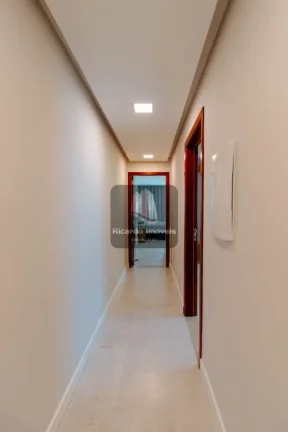 Imagem Nobre Casa Frente Canal da Ogiva