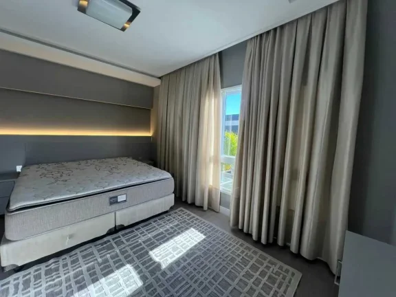 Imagem Casa alto padrão em condomínio com 4 suítes sendo 2 demi e 1 master em Camboriú