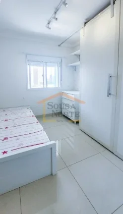 Imagem Apto 2 dormitórios, sendo 1 suite, com armários, sala 2 ambientes, ampla varanda gourmet, fechada ...