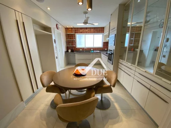 Imagem Apartamento com 4 dormitórios à venda, 299 m² por R$ 2.250.000,00 - Boqueirão - Santos/SP