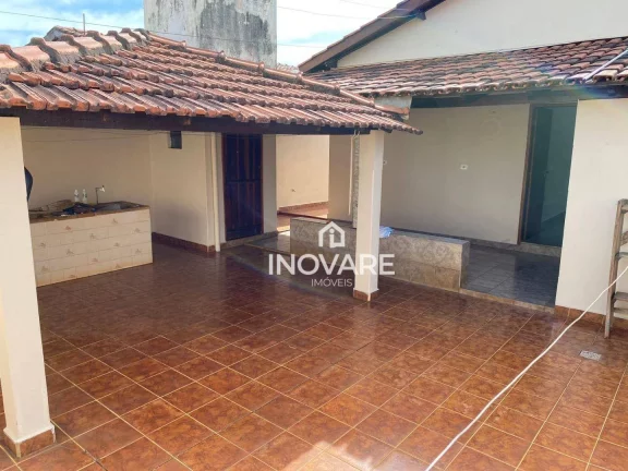 Imagem Casa com 3 dormitórios à venda, 250 m² por R$ 360.000,00 - Setor Paranaíba - Itumbiara/GO