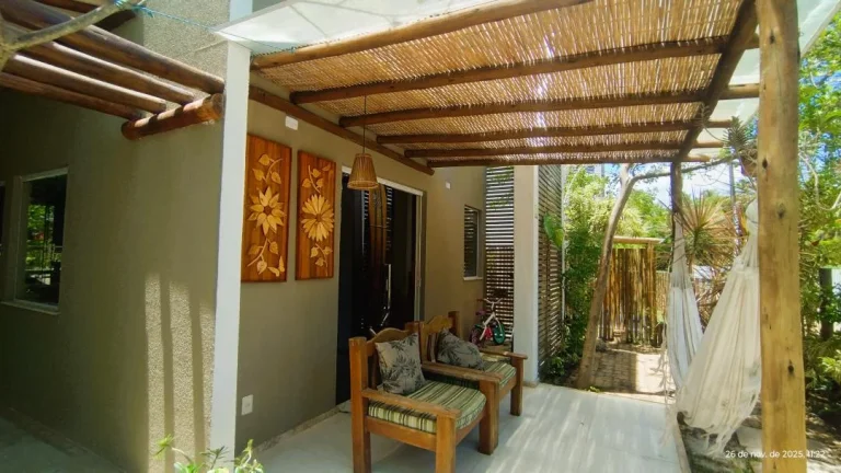 Imagem Casa em Condomínio à venda em Imbassaí, Mata de São João Bahia
