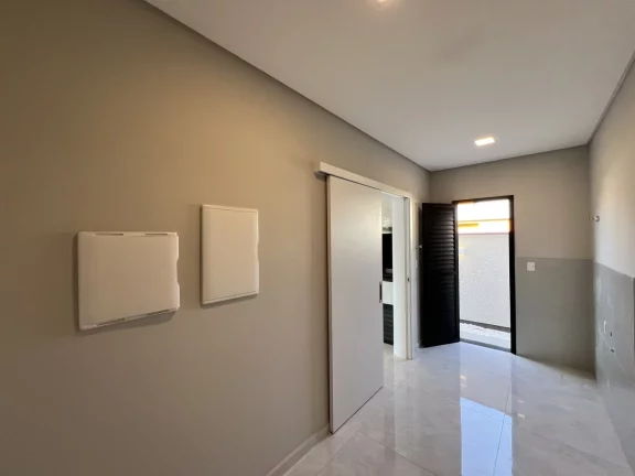 Imagem Casa Alto Padrão para Venda em Florianópolis / SC no bairro Ingleses do Rio Vermelho