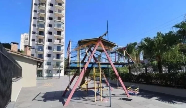 Imagem Apartamento amplo, com 3 dormitórios, sendo 1 suíte, 2 banheiros. Conta com varanda, box, armário...