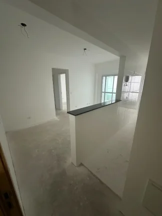 Imagem Apartamento à venda em Praia Grande-SP, Caiçara: 2 quartos, 1 suíte, 1 sala, 2 banheiros, 77m². Venha conferir!
