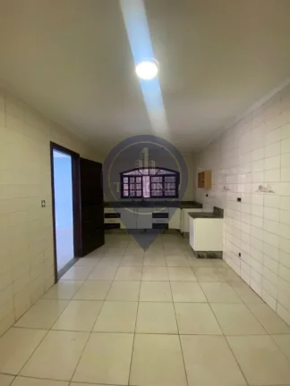 Imagem Imperdível oportunidade de adquirir casa com 3 quartos e 4 vagas na Vila Matilde, São Paulo-SP!