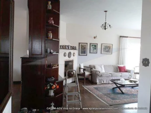 Imagem Casa com 4 dormitórios à venda, 230 m² por R$ 1.800.000,00 - Granja Viana - Carapicuíba/SP