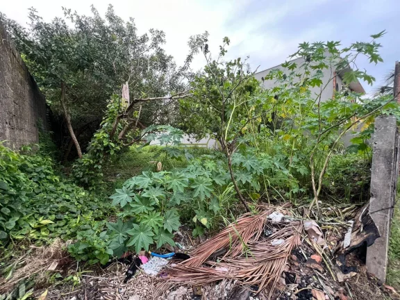 Imagem Espetacular terreno à Venda no Centro de Peruíbe 100m da praia
