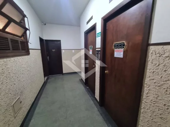Imagem Apartamento de 1 Quarto para Venda em Copacabana com 33 m²