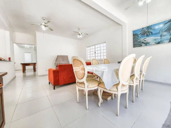 Imagem Belíssima casa à venda e Locação Anual com 4 Dormitórios 2 Suítes 281m² de área útil, na Riviera de São Lourenço - Bertioga SP