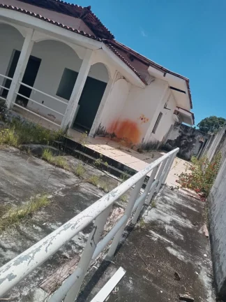 Imagem Casa para locacao comercial na rua dos sambaquis