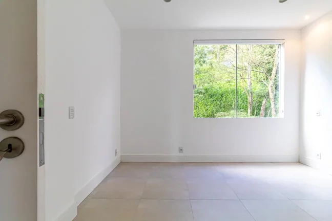 Imagem Casa para Venda em Niterói, Vila Progresso, 4 dormitórios, 4 suítes, 8 banheiros, 2 vagas