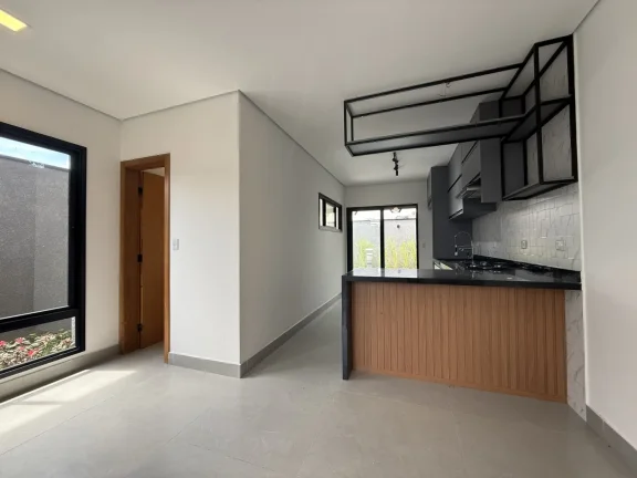 Imagem Casa Semi Mobiliada à Venda com Piscina e Suíte Nova Jaguarí