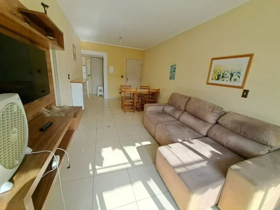 Imagem PITANGUEIRAS- UMA QUADRA DO MAR , GARAGEM NO PRÉDIO, APARTAMENTO ESPETACULAR.