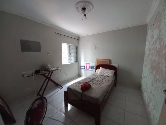 Imagem Apartamento no BNH Térreo plano 4 - 3 dormitórios grandes e estacionamento murado à venda, 72 m² por R$ 318.000 - Aparecida - Santos/SP