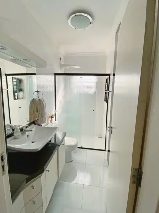 Imagem Sobrado Próximo Estação Vila Tolstói - 250 m² - 3 Dormitórios - 1 Suíte - Closet - Espaço Gourmet - 8 Vagas de garagem