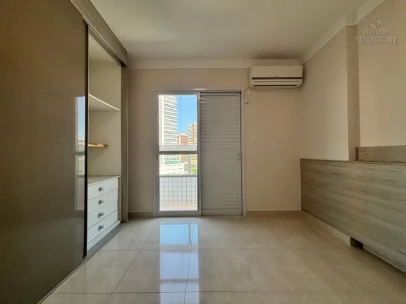 Imagem Apartamento em Praia Grande, com 2 quartos, 1 suíte, e uma sacada gourmet,80 m².