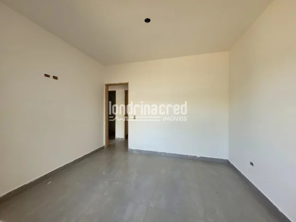 Imagem Casa nova na Zona Leste de Londrina com 98m² de área útil, 3 dormitórios (1 suíte), banheiro social, sala integrada, cozinha e 2 vagas de garagem.