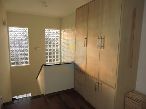 Imagem Casa em Condomínio a Venda no bairro Granja Viana - Cotia, SP