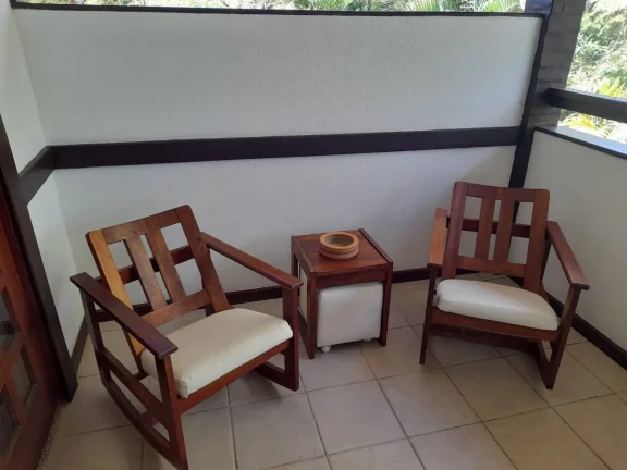 Imagem Apartamento duplex com 3 dormitórios em Praia do Forte.