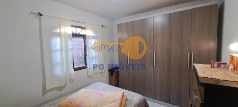 Imagem CASA COM 3 DORMITÓRIOS A 300M DO MAR