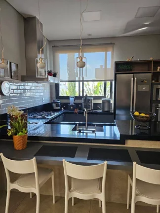 Imagem Casa Esquina de Alto Padrão no Condomínio Maria José – Indaiatuba/SP - R$2.380.000