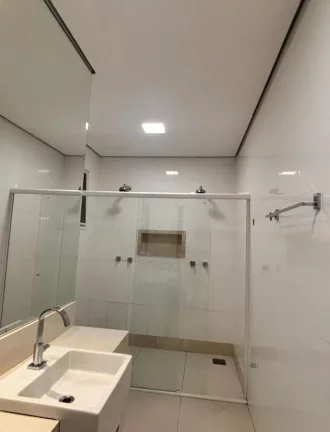 Imagem Casa em Condomínio para Venda em Cuiabá / MT no bairro Jardim Imperial