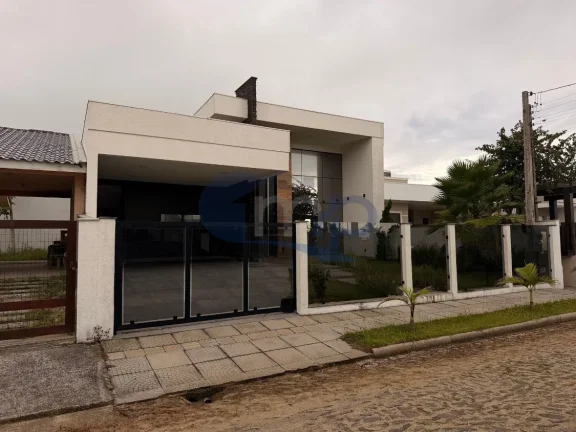 Imagem Casa á venda com 3 dormitórios no Balneário Rosa do Mar em Passo de Torres/SC