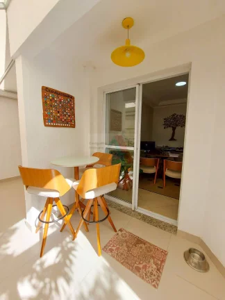 Imagem Lindíssimo apartamento térreo, com quintal e 3 vagas, Vila Caminho do Mar