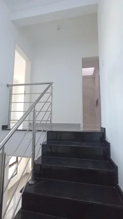 Imagem Sobrado novo a venda, face norte pleno, pronto par