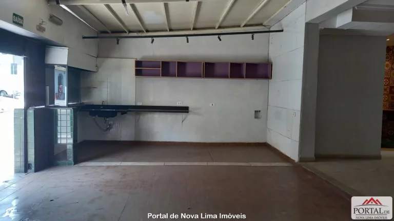 Imagem Loja para locação em Nova Lima com aproximadamente 90 m² de frente para a rua principal do bairro.