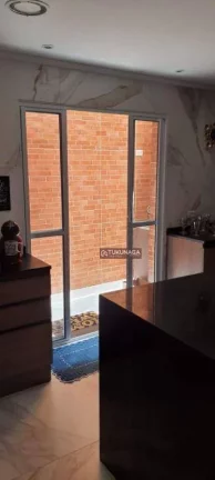 Imagem Sobrado à venda, 235 m² por R$ 750.000,00 - Jardim Presidente Dutra - Guarulhos/SP